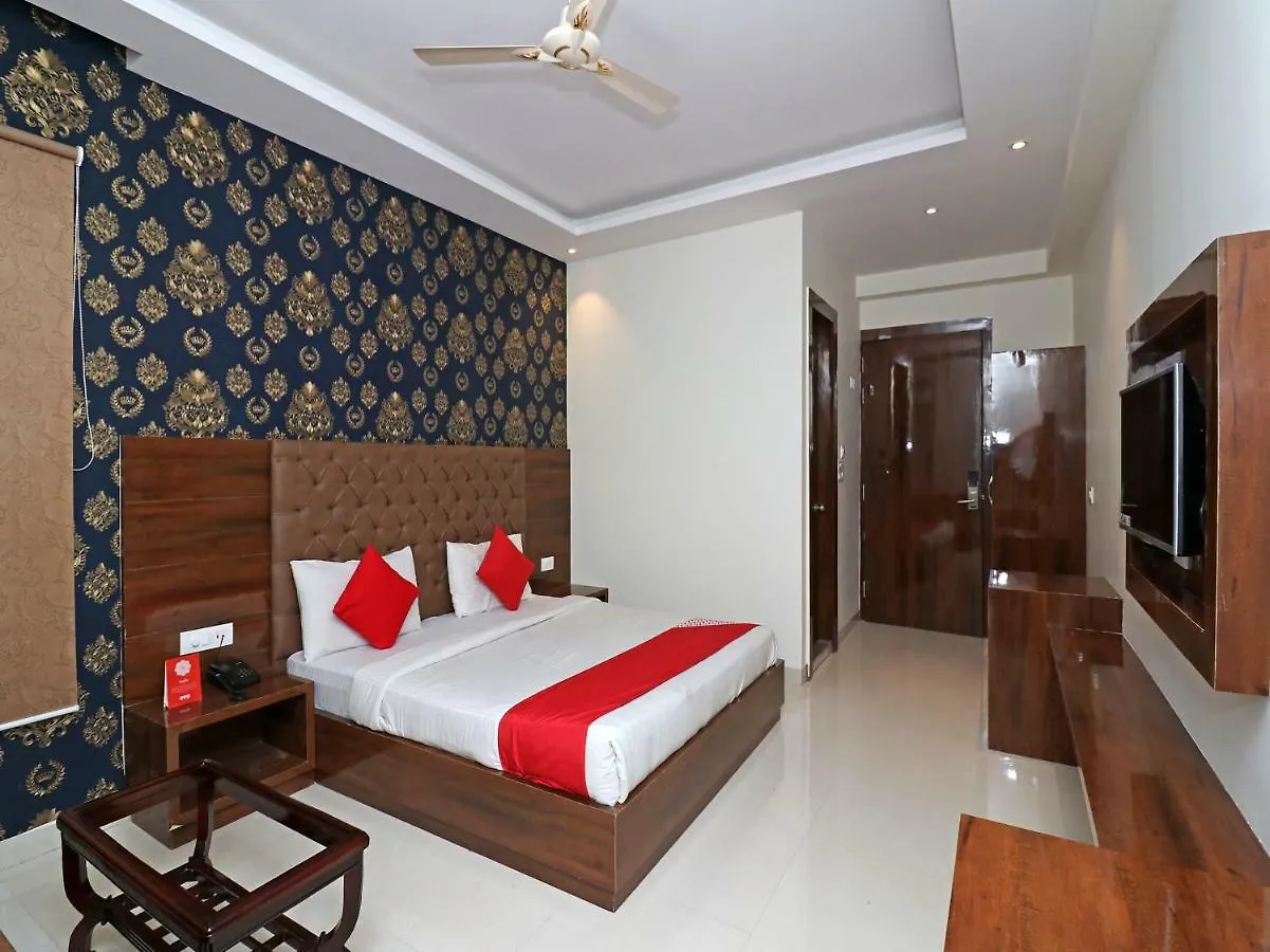 Hotel The Vegas Delhi Airport- A Boutique Hotel New Delhi 3*,
